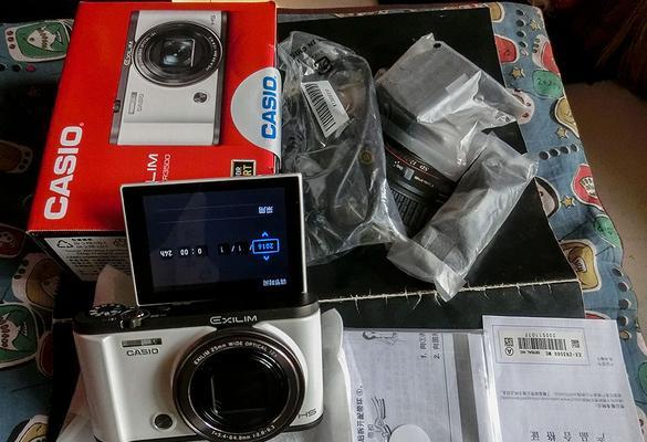卡西欧ZR3500（卓越的画质、多样化的拍摄模式、轻松分享的功能）