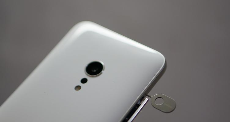 锤子M1L（锤子M1L性能解析、操作体验及游戏优化能力全面评估）